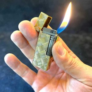 فندک طرح دانهیل