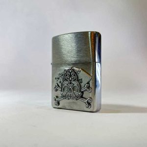 فندک زیپو طرح جمجمه