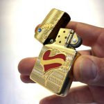 فندک زیپو طرح قلب و شمشیر