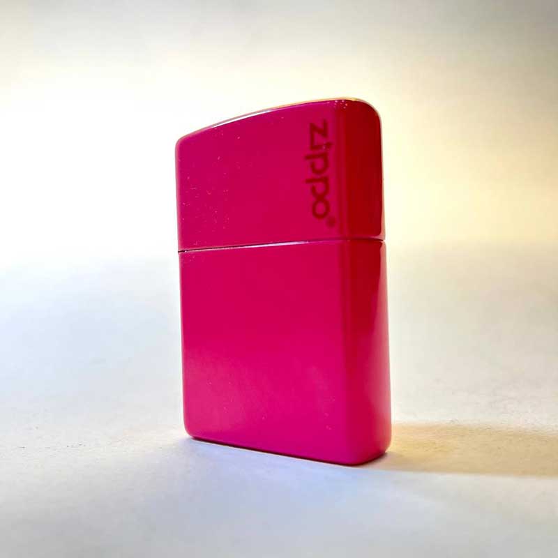 فندک زیپو صورتی