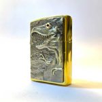 فندک زورو پلاک‌دار دایناسور