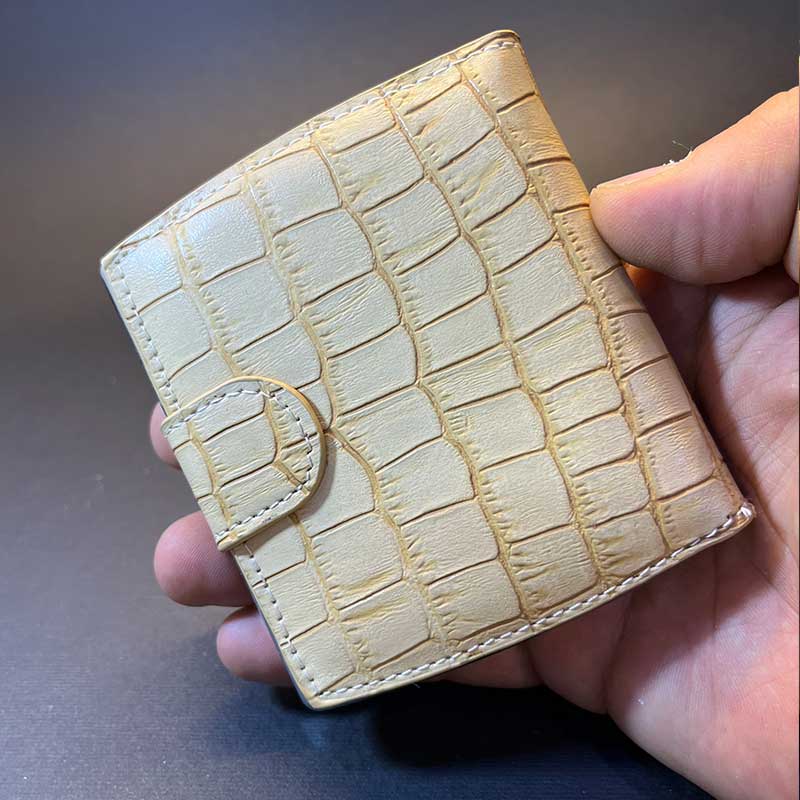 جاسیگاری چرم پوسته ماری کرمی گوپای جاسیگاری چرم پوسته ماری کرمی گوپای